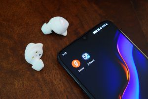Lire la suite à propos de l’article Les écouteurs sans fil à connexion Bluetooth, pourquoi les jeunes en raffolent ?