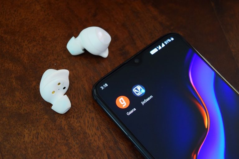 Lire la suite à propos de l’article Les écouteurs sans fil à connexion Bluetooth, pourquoi les jeunes en raffolent ?